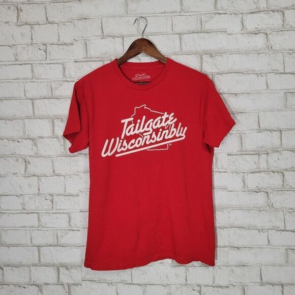 Tailgate Wisconsinbly graphic tee - Picture 3 of 9